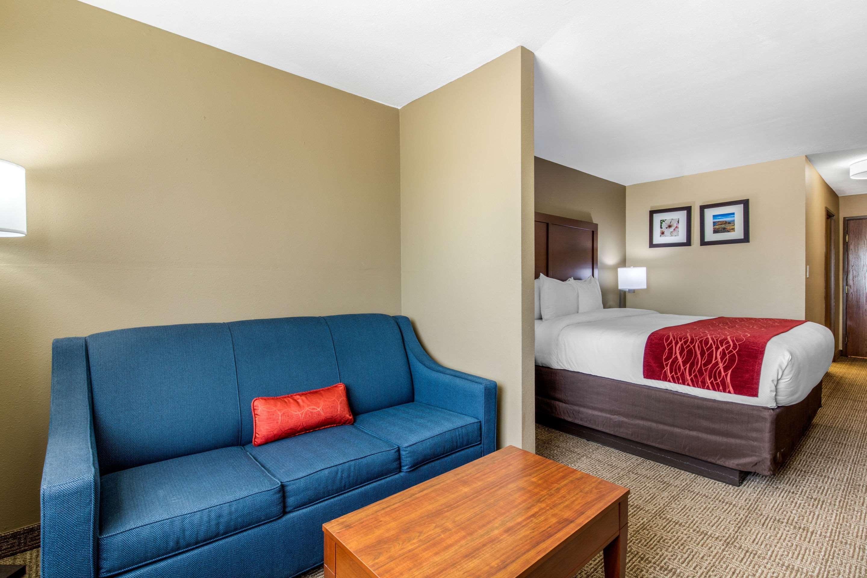 Comfort Inn & Suites McComb Esterno foto