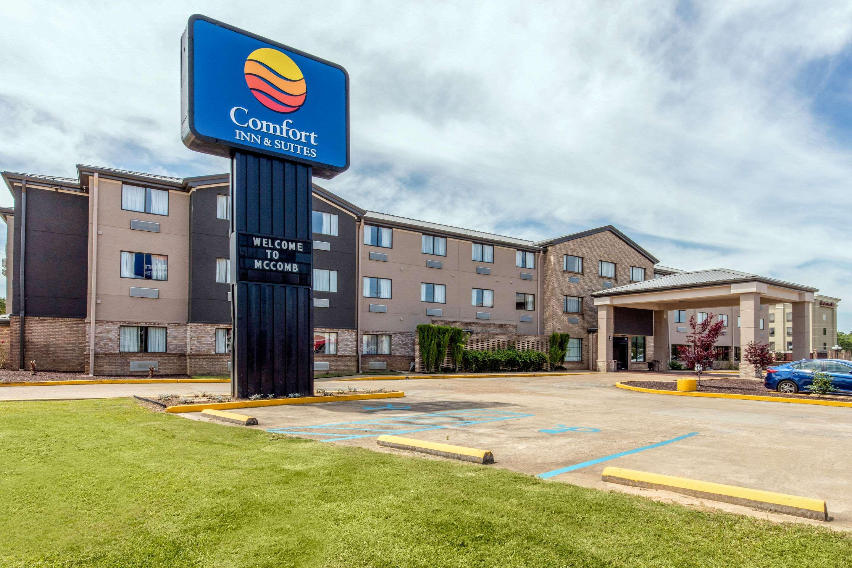Comfort Inn & Suites McComb Esterno foto