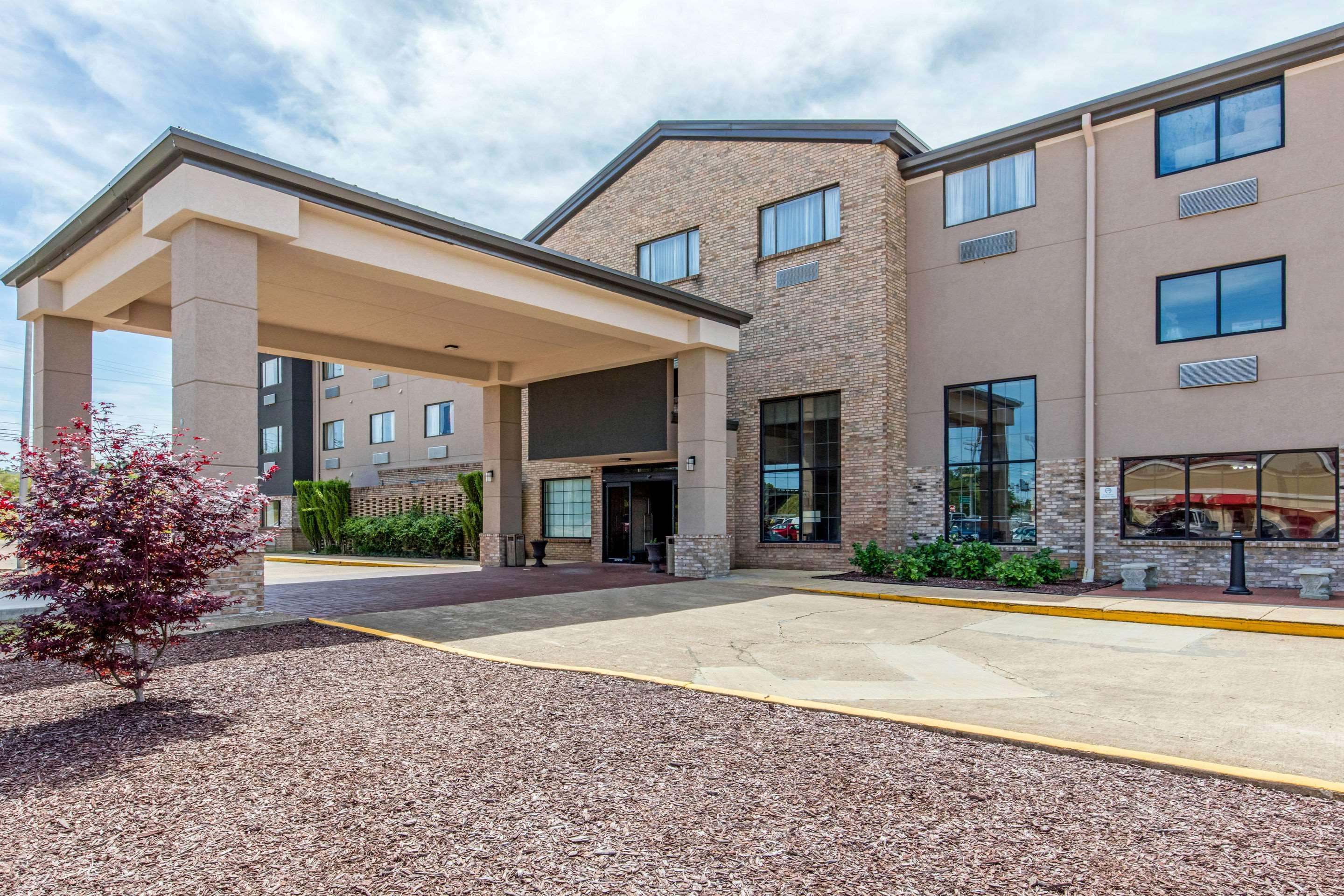 Comfort Inn & Suites McComb Esterno foto