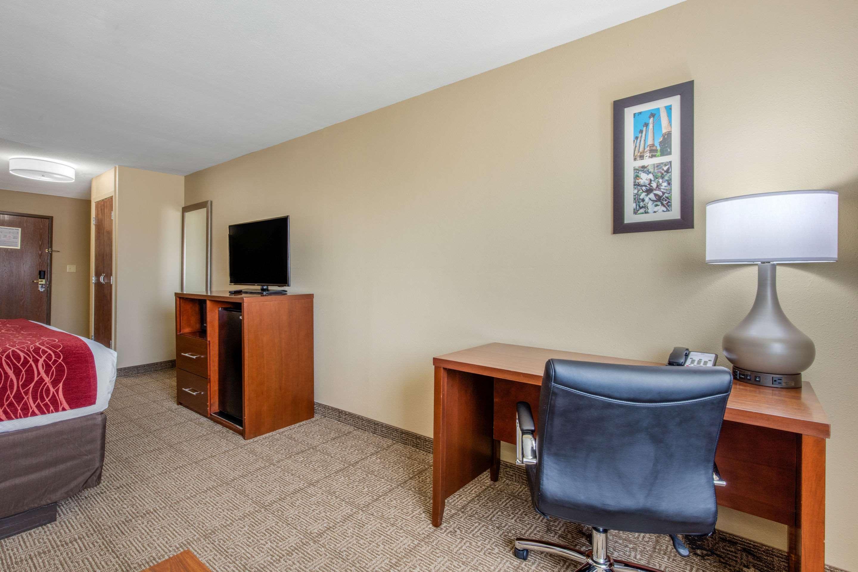 Comfort Inn & Suites McComb Esterno foto