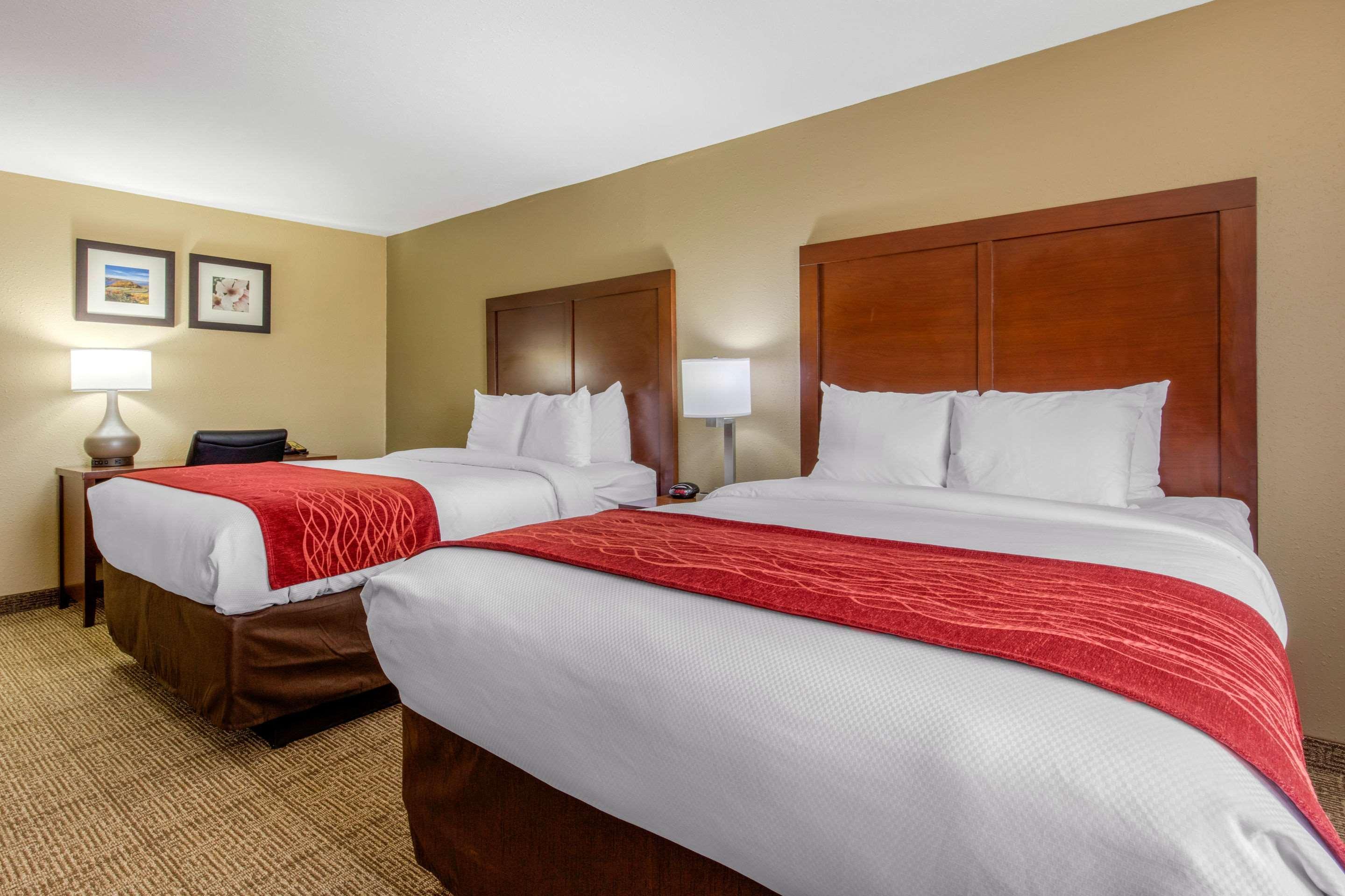 Comfort Inn & Suites McComb Esterno foto