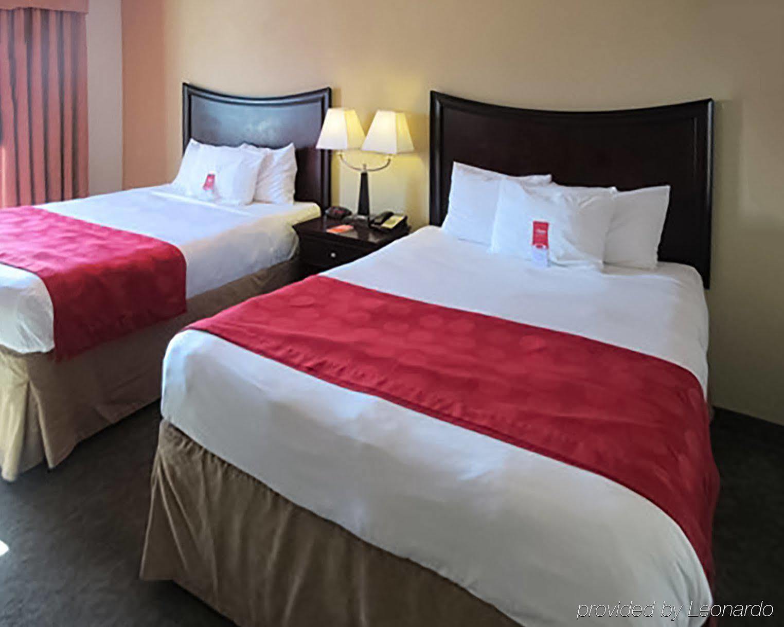 Comfort Inn & Suites McComb Esterno foto